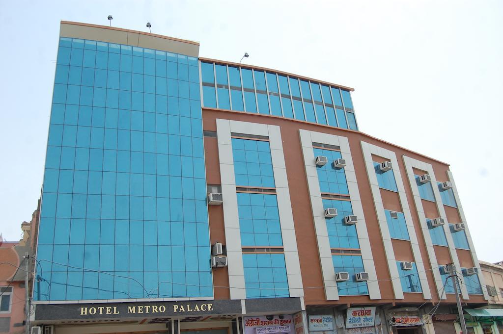 Metro Palace Hotel Bikaner Bagian luar foto
