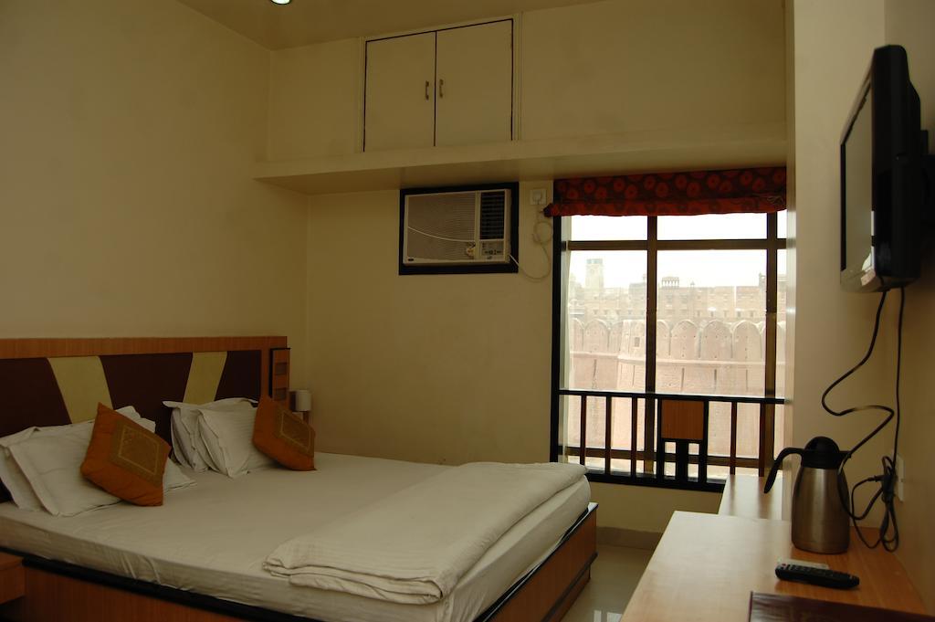 Metro Palace Hotel Bikaner Ruang foto